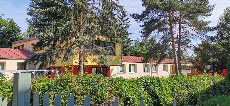 Základní škola a Střední škola, Praha 10, Vachkova 941